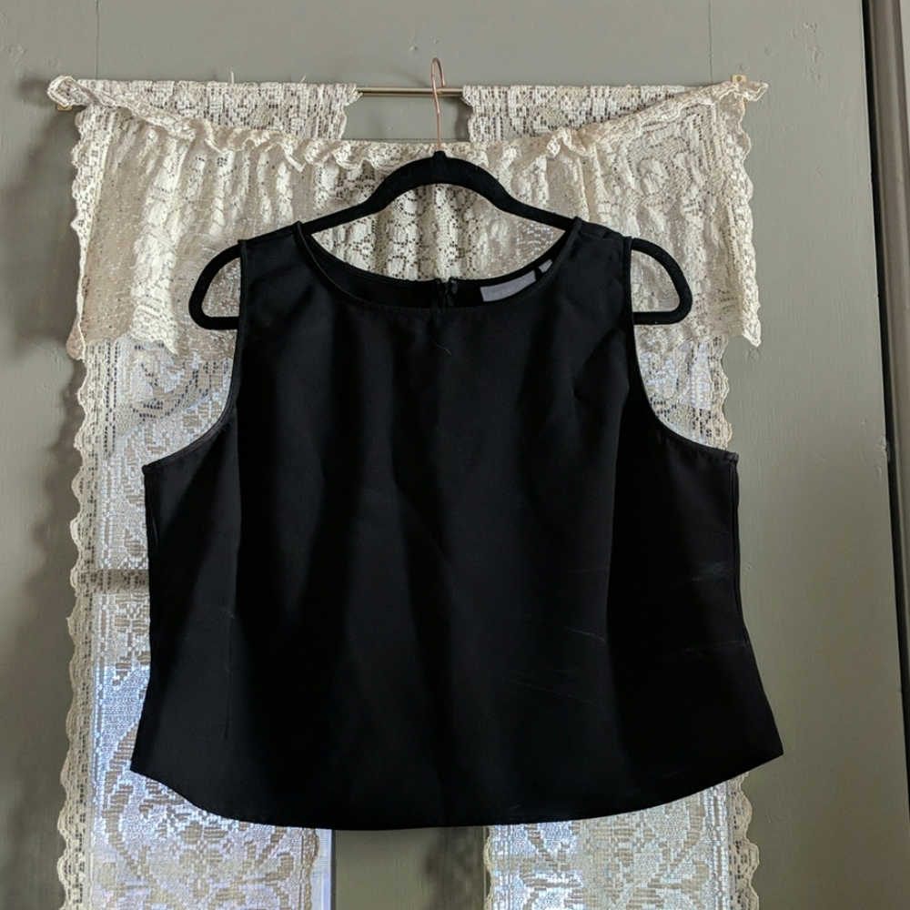 Harper & Liv sleeveless blouse. Worn twice.
